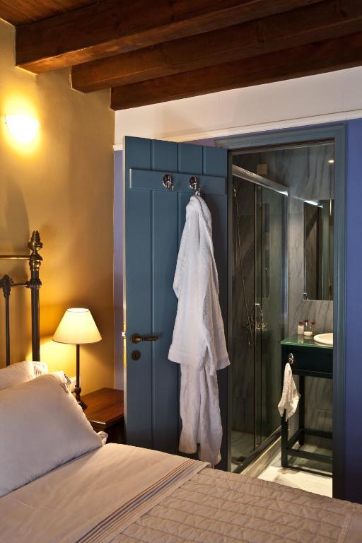 Hotel Mavromichalai Liménion Zimmer foto